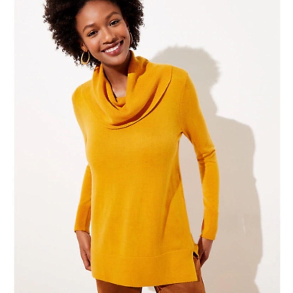 Grace Yelled Yellow Turtleneck Sweaters